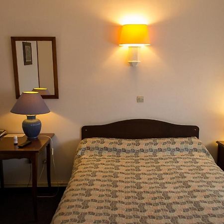 Compiègne Hotel De Flandre חדר תמונה