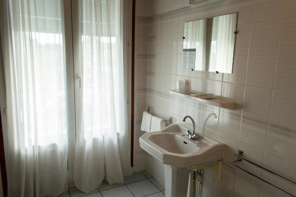 Compiègne Hotel De Flandre חדר תמונה
